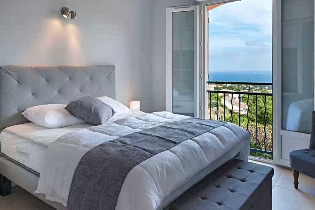 hotel capital o 36457 boulevard madiwala bangalore