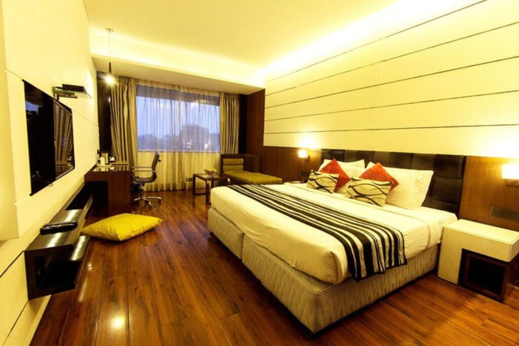 hotel gk international sector 35 chandigarh