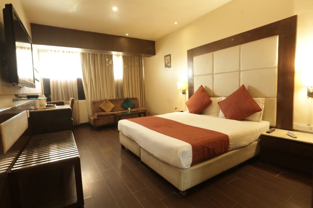 hotel heritage sector 35 chandigarh