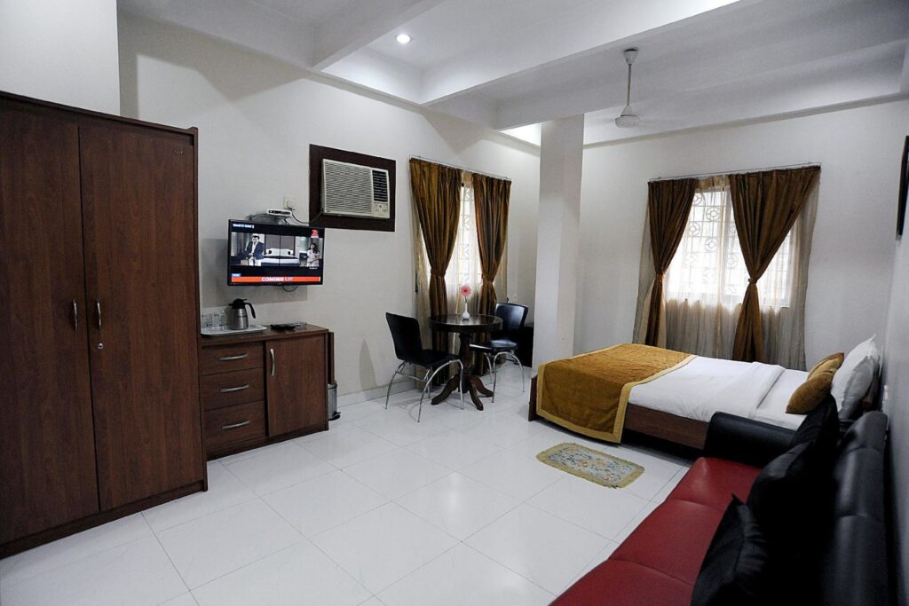 How to Reach Hotel Housez 43 Kolkata hotel housez 43 kolkata