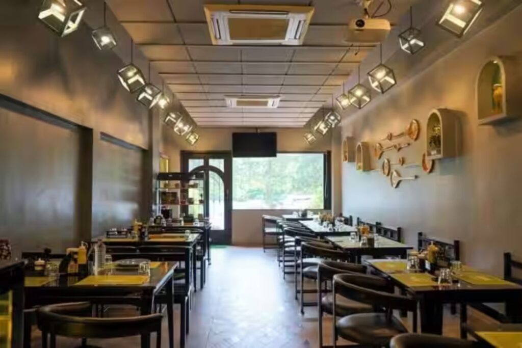 365 the festival restaurant ahmedabad