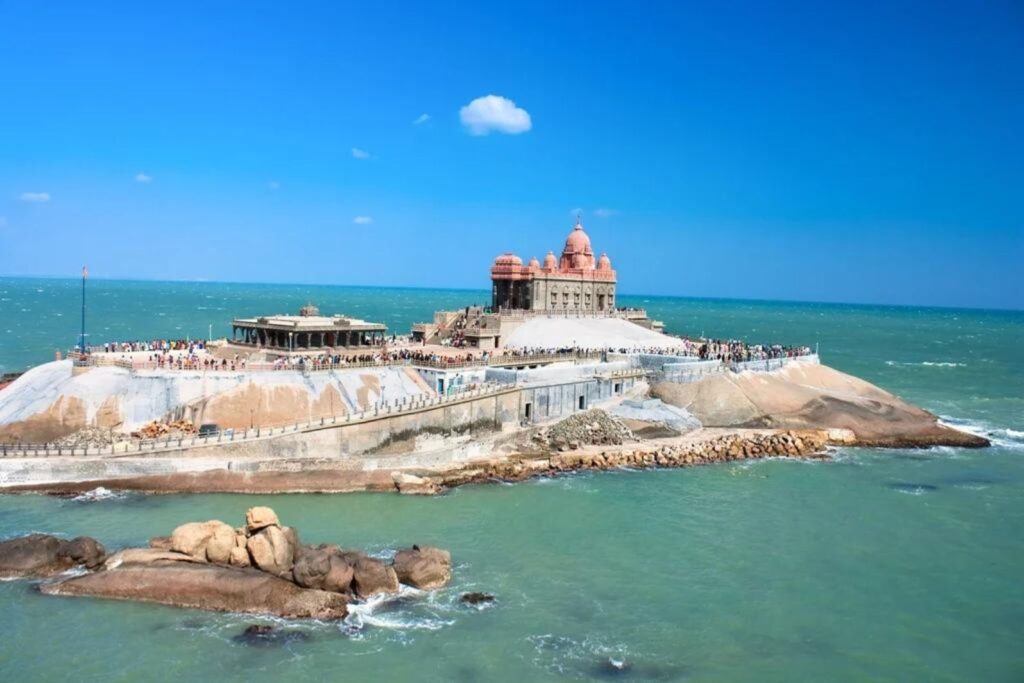 kanyakumari 3 sea meeting point