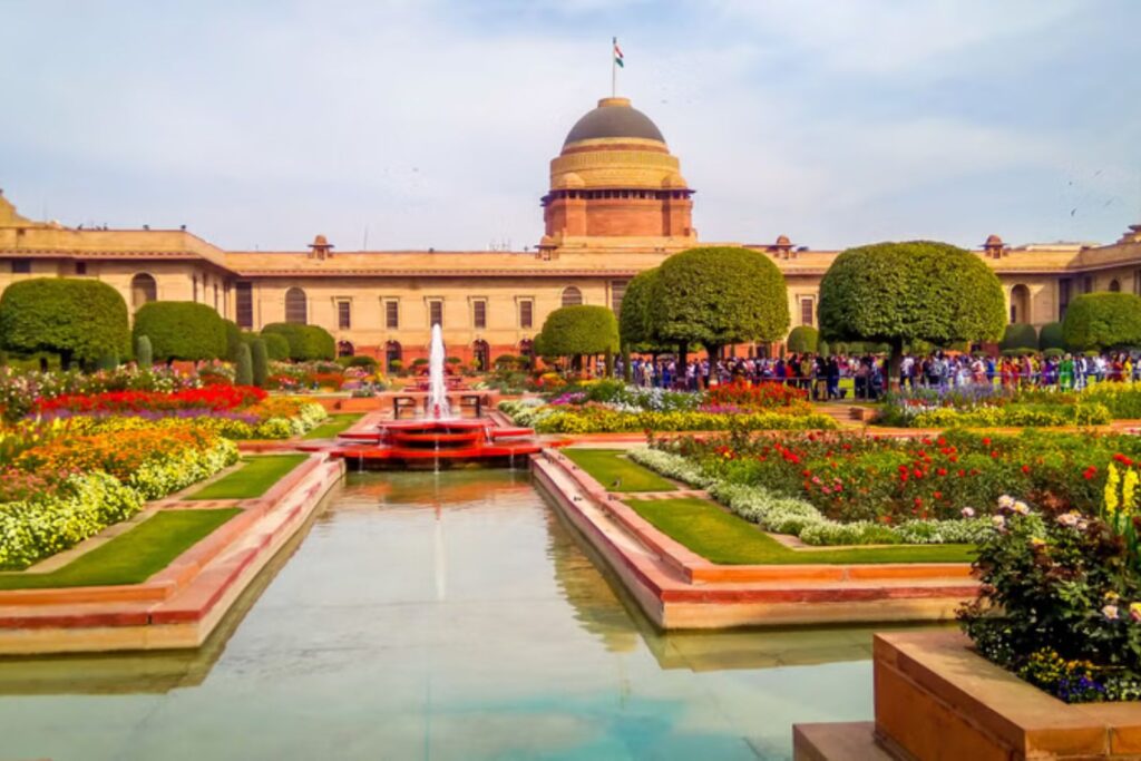 mughal garden entry gate 35 delhi