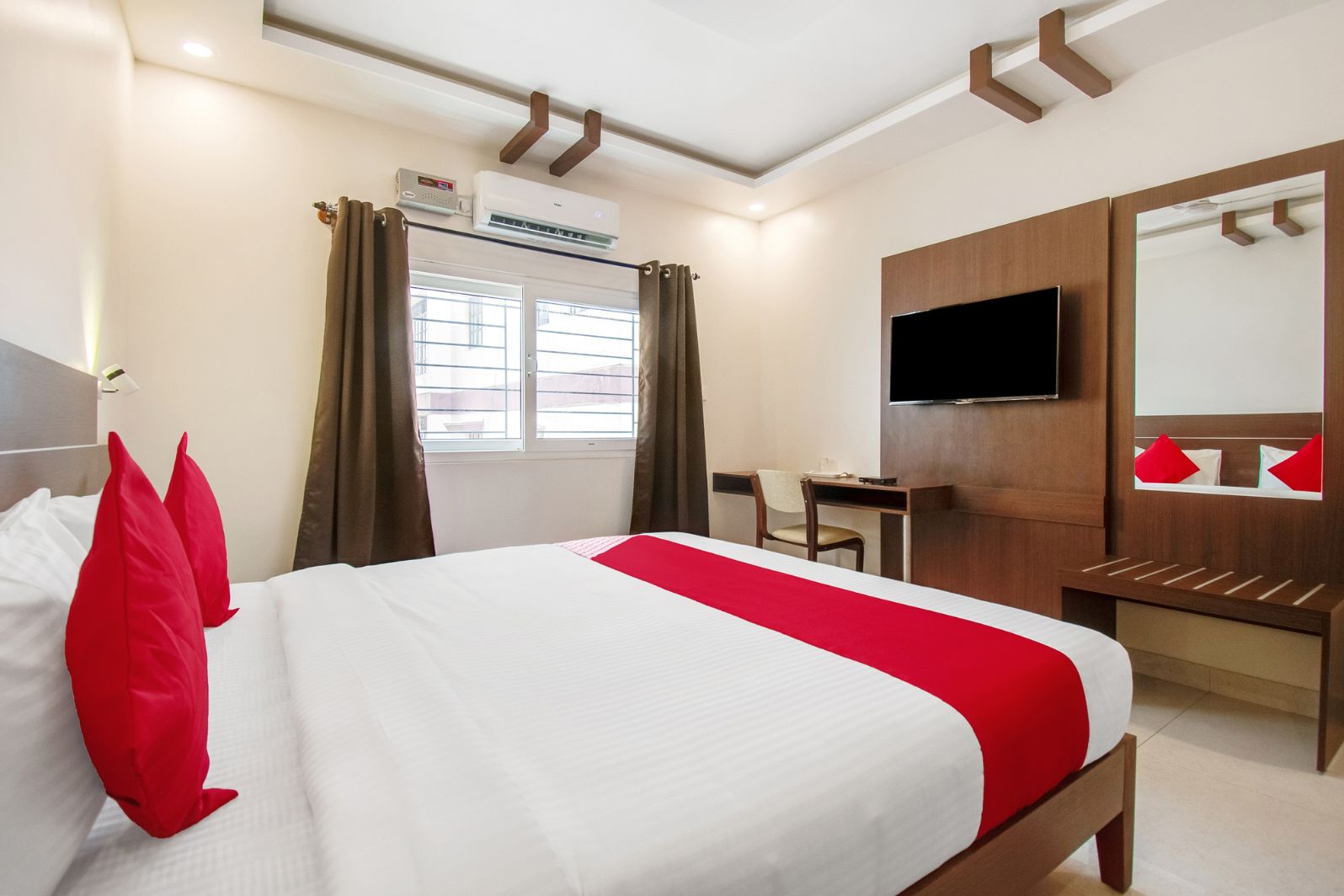 oyo 2561 hotel resida service apartments bangalore