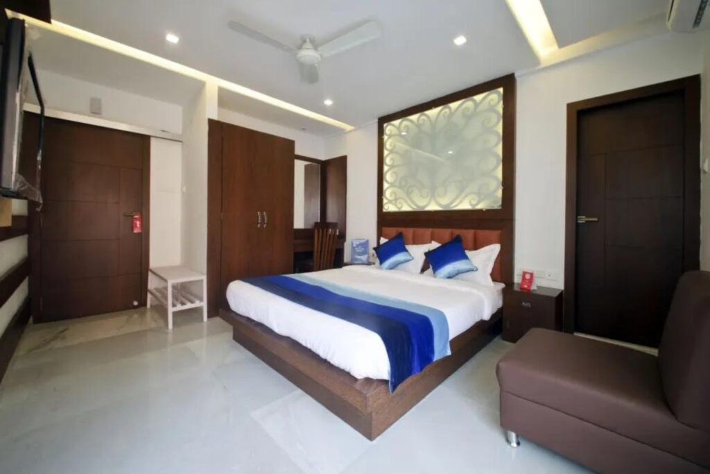 oyo 8433 hotel myra kolkata