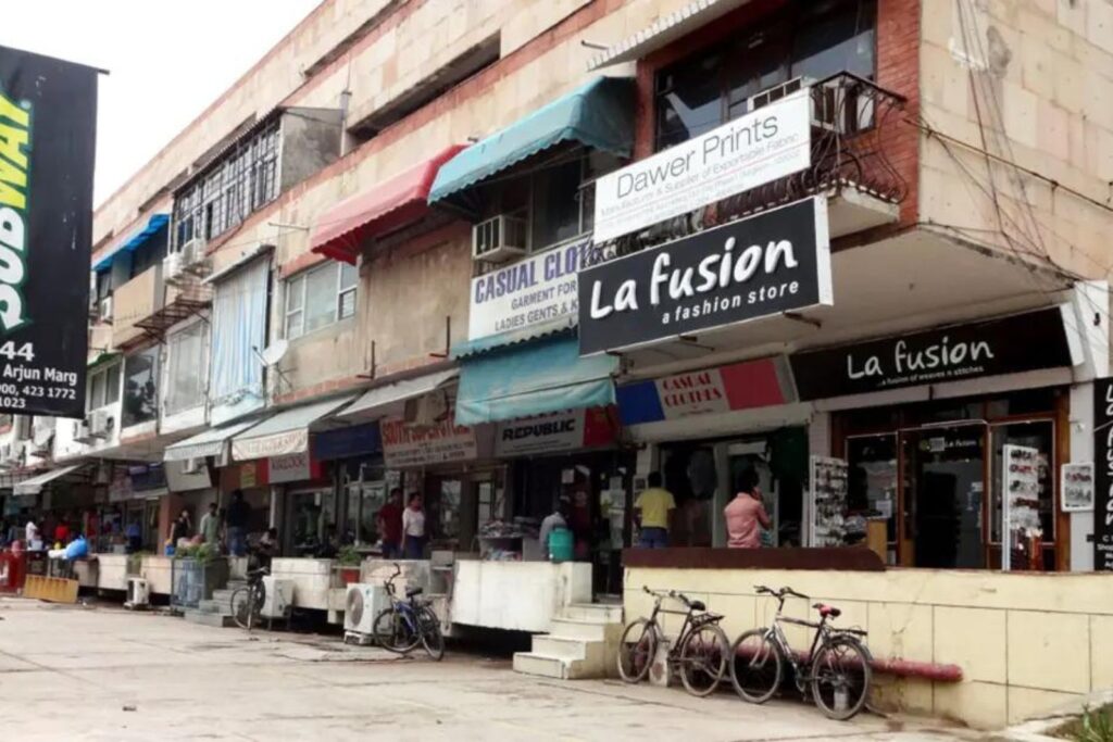 How to Reach DLF Phase 1 Market Sector 26 Gurgaon dlf phase 1 market sector 26 gurgaon