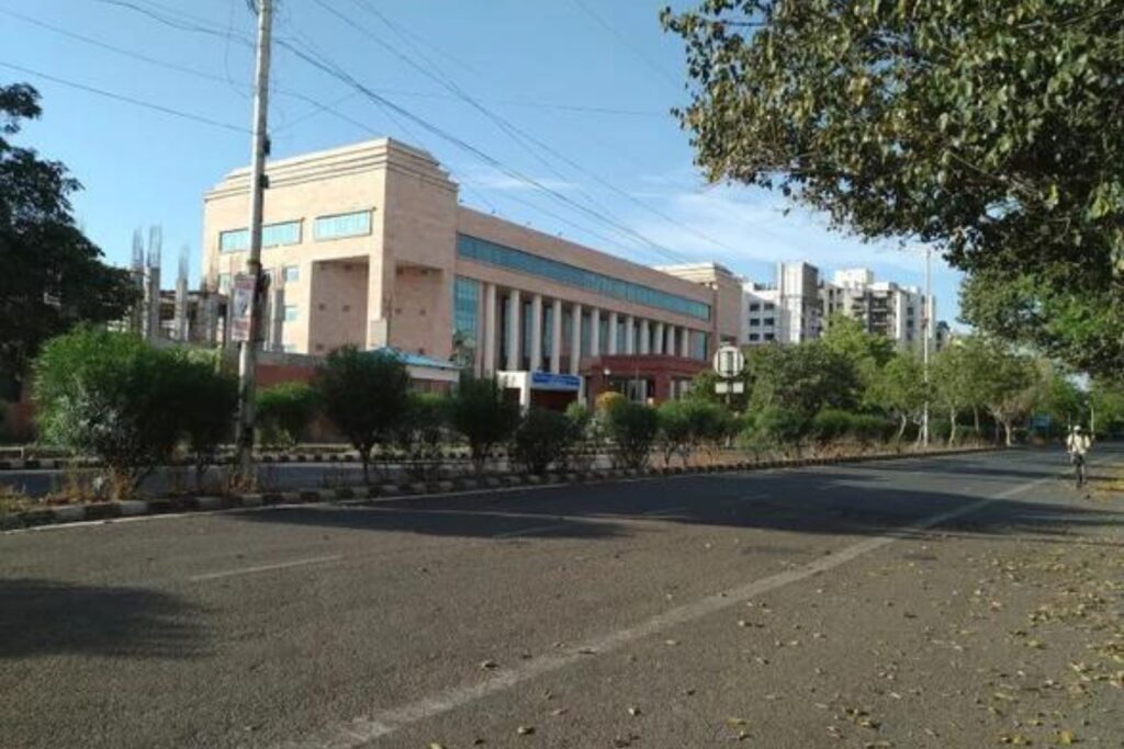 dwarka sector 13 new delhi