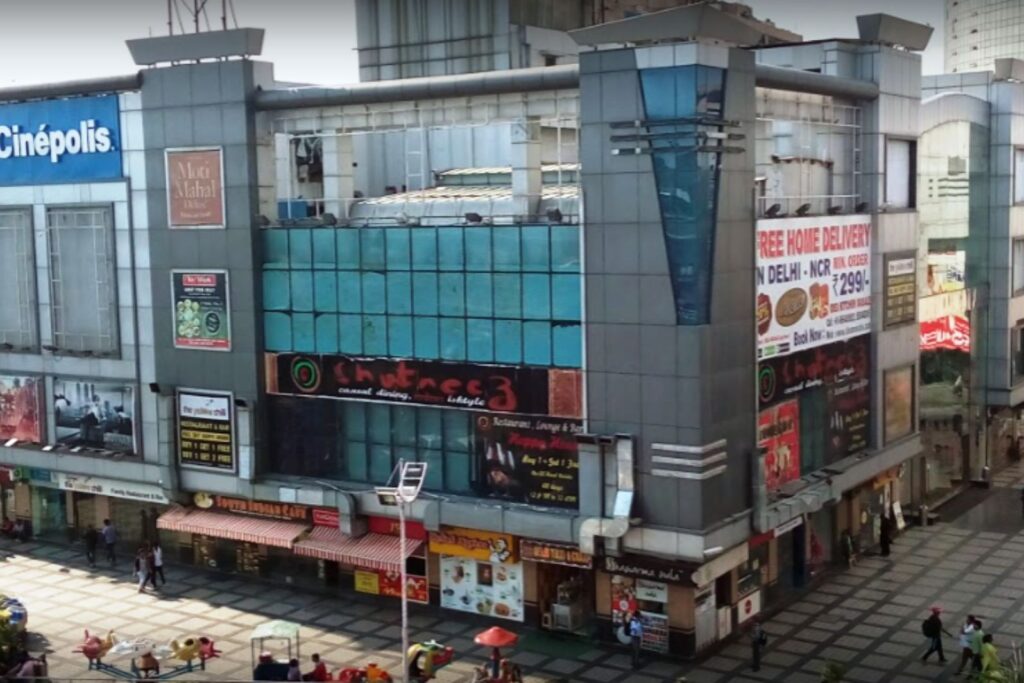 How to Reach V3S Mall Laxmi Nagar New Delhi v3s mall laxmi nagar new delhi