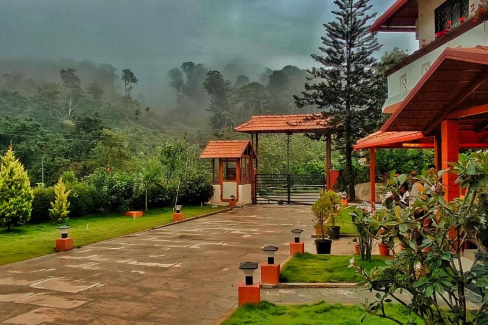 3 hills resort coorg karnataka