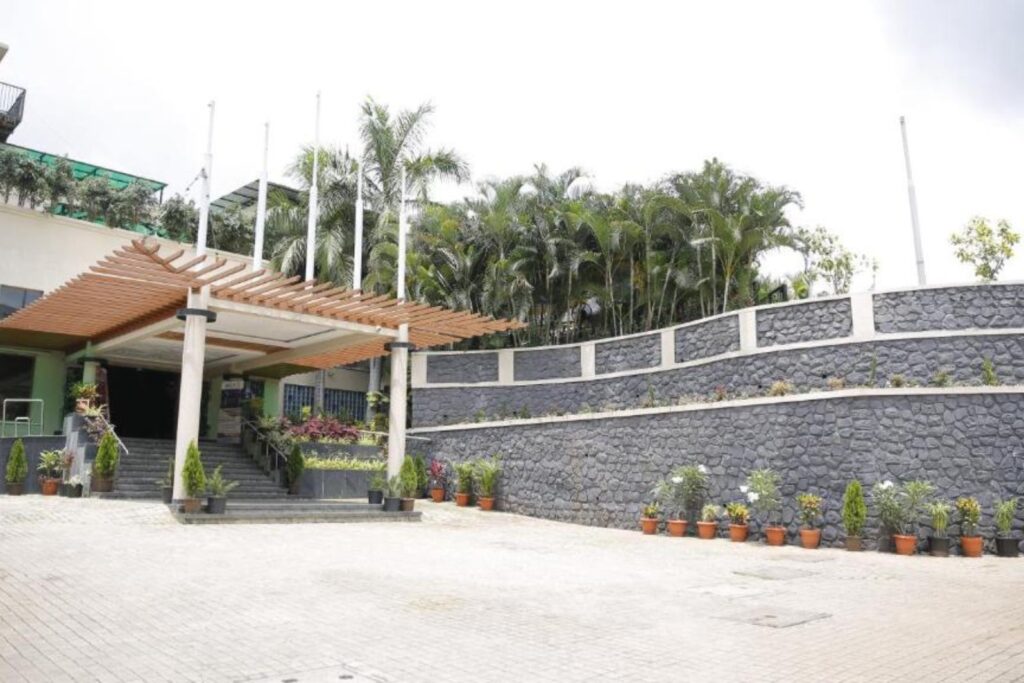 How to Reach Area 37 Club Resort Pune area 37 club resort pune