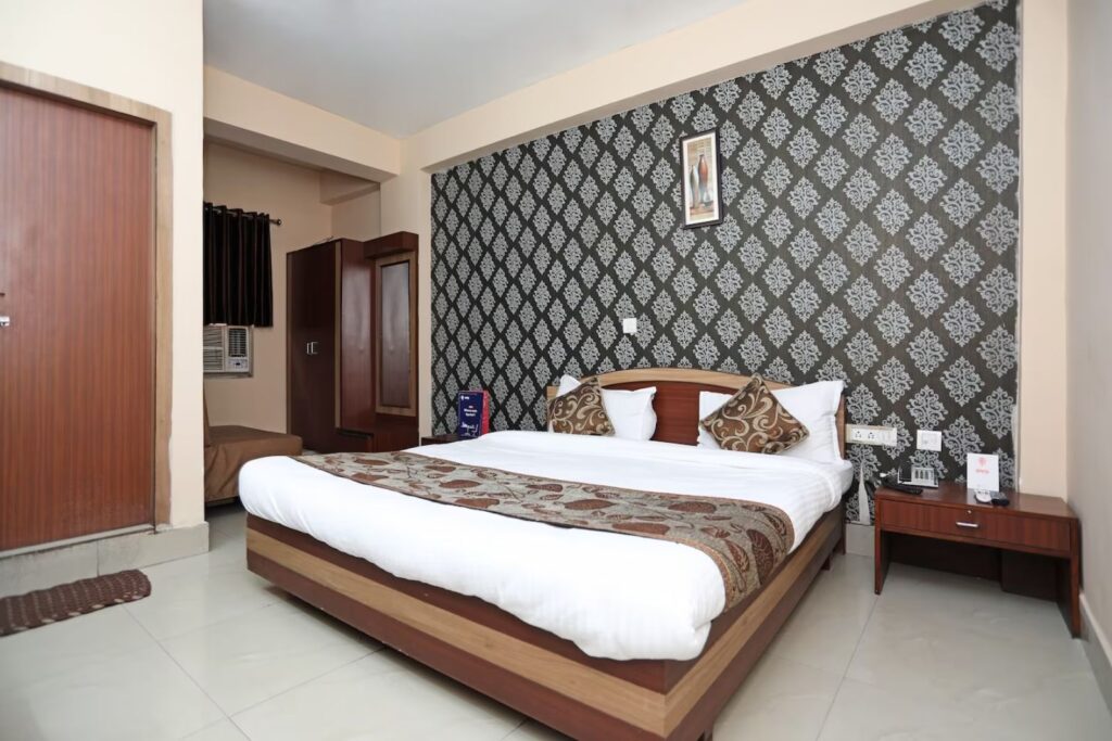 oyo 3477 misti inn hotel jamshedpur, jharkhand