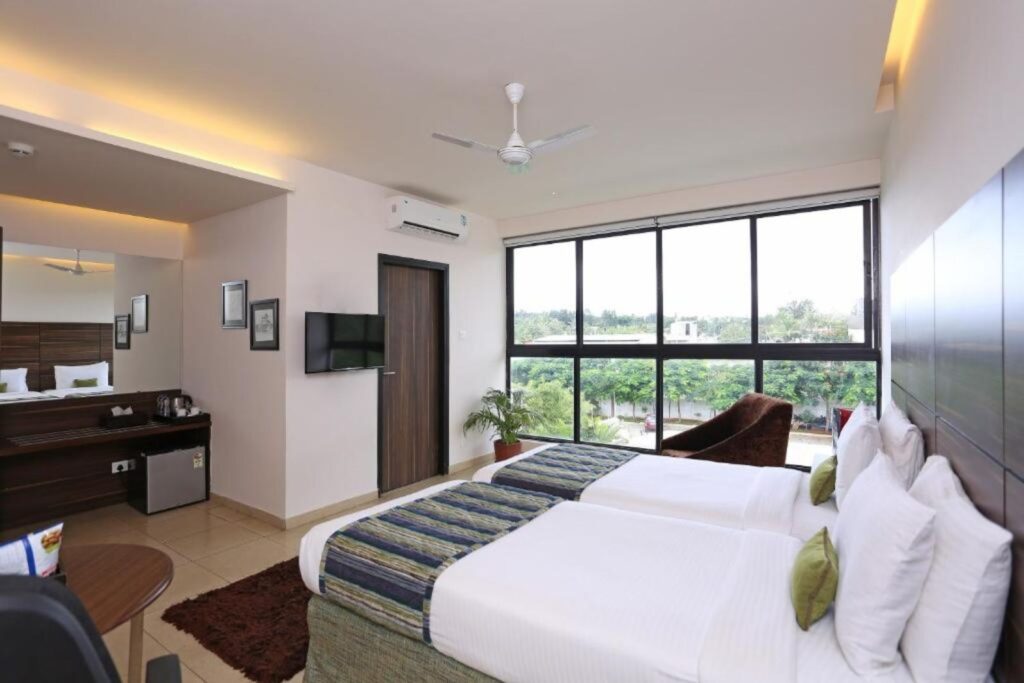 How to Reach OYO 7386 THE OASIS Hotel Koorgalli, Karnataka oyo 7386 the oasis hotel koorgalli, karnataka