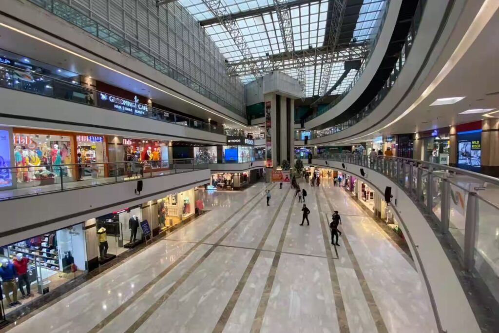 How to Reach V3S Mall Laxmi Nagar, Delhi v3 mall laxmi nagar delhi