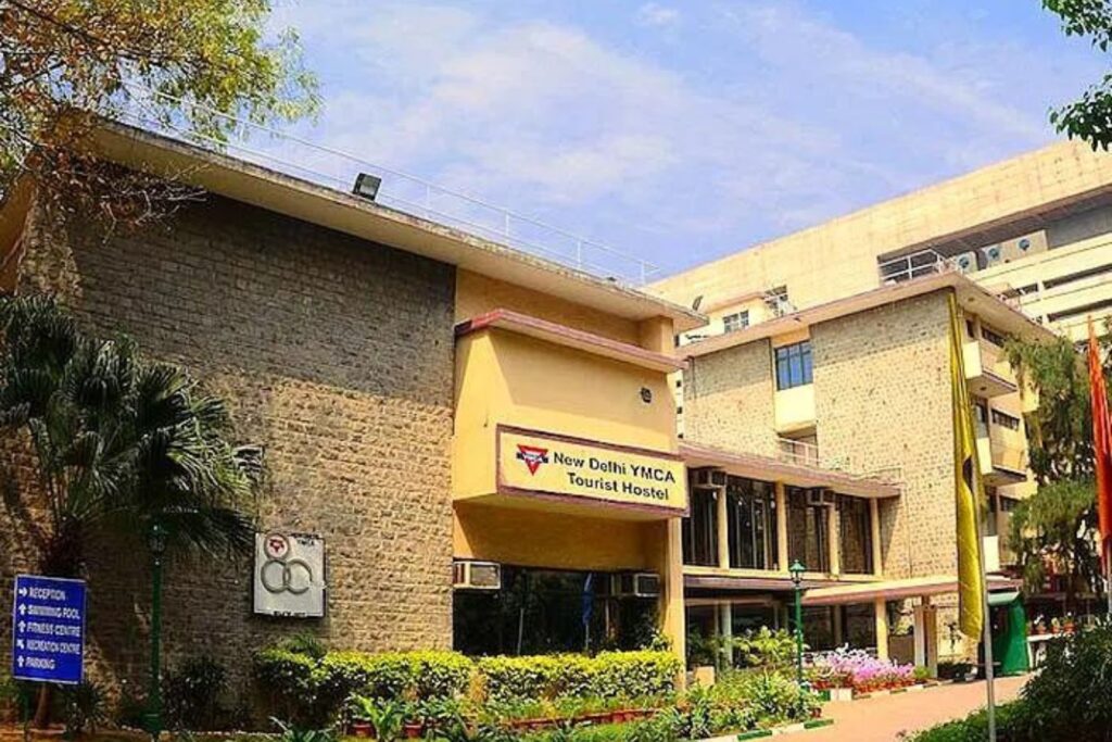 ymca tourist hostel gate no 3 new delhi