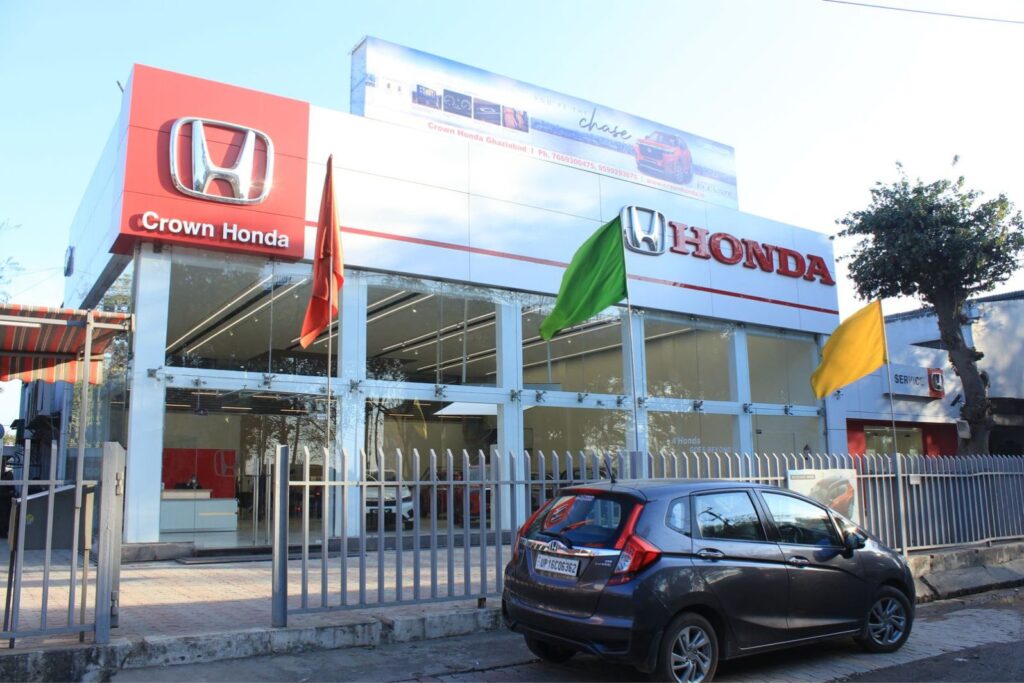crown honda showroom noida sector 63