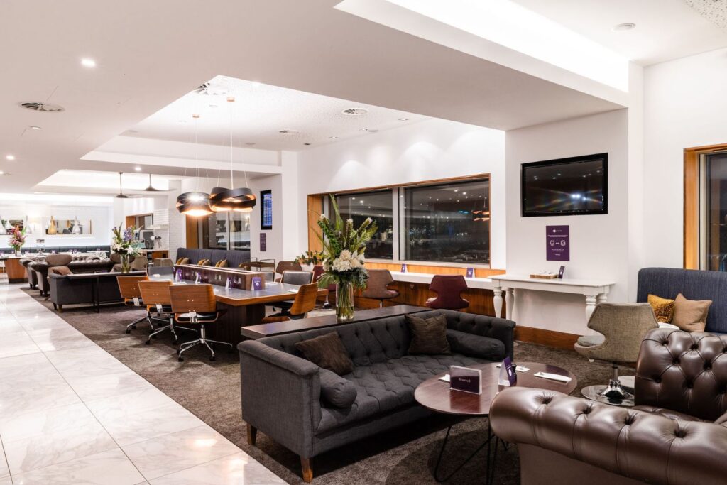 How to Reach London Heathrow Airport Lounge Terminal 3 london heathrow airport lounge terminal 3