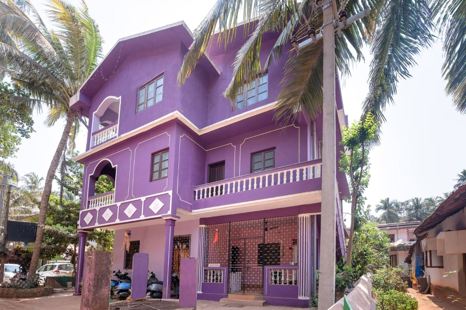 spot on 36887 ps guest house goa